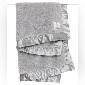 Little Giraffe Chenille Baby Blanket